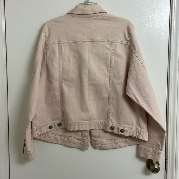 Torrid Light Pink Denim Jacket Size 3 - Picture 2 of 5